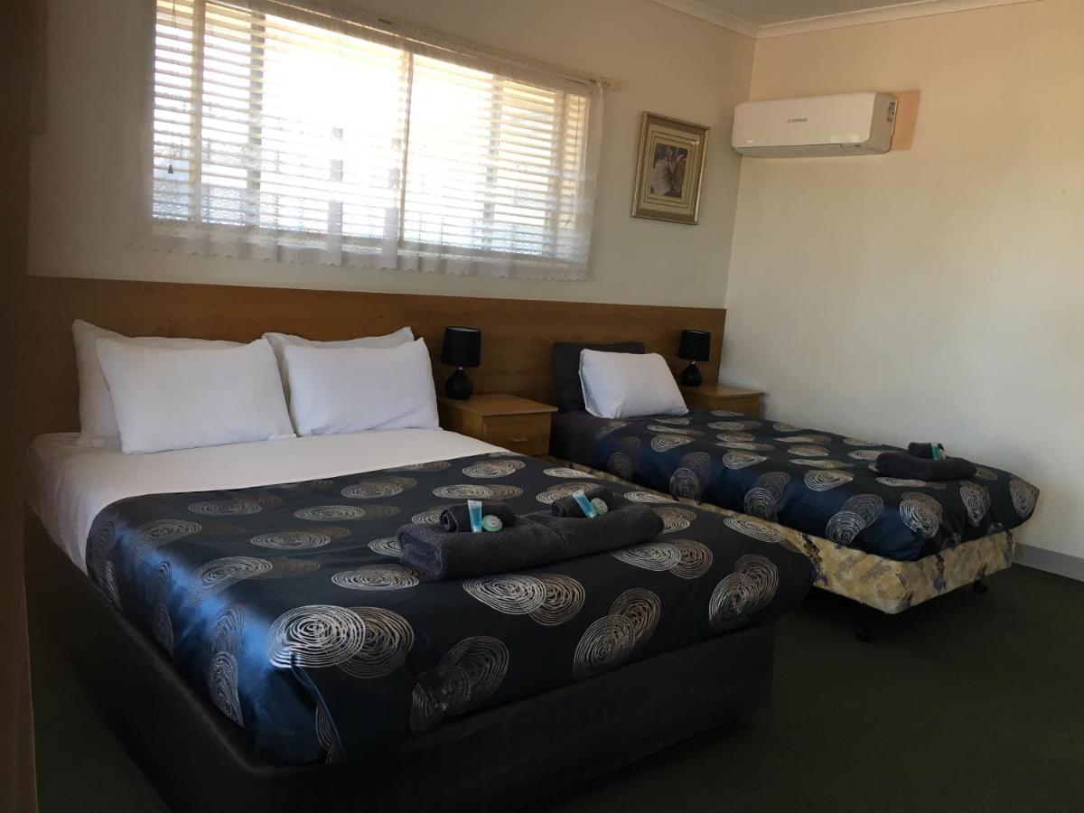แอร์พอร์ตวิยาล่า Motel ไวอาลา ภายนอก รูปภาพ