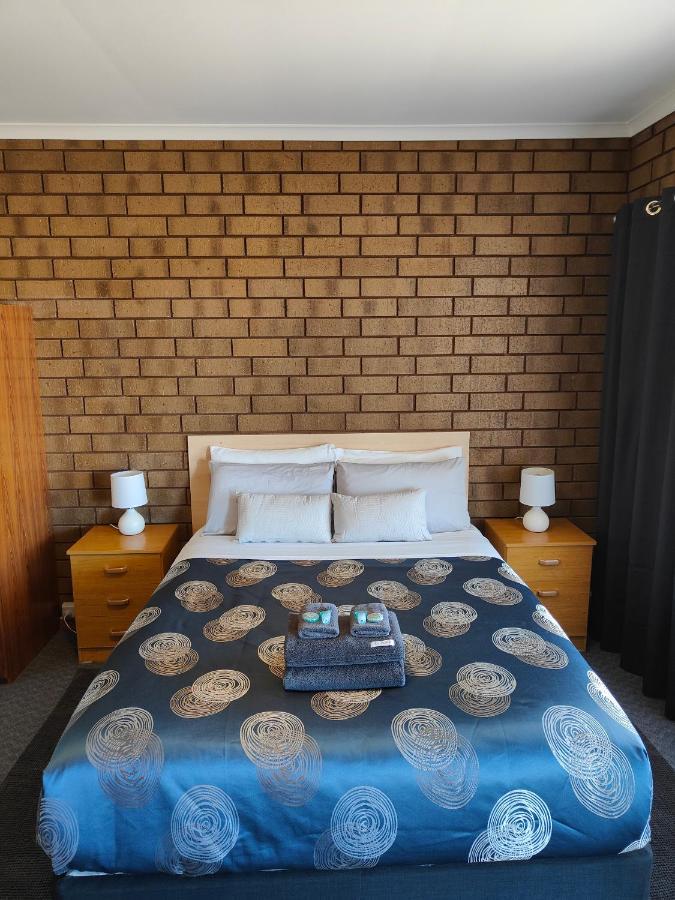 แอร์พอร์ตวิยาล่า Motel ไวอาลา ภายนอก รูปภาพ